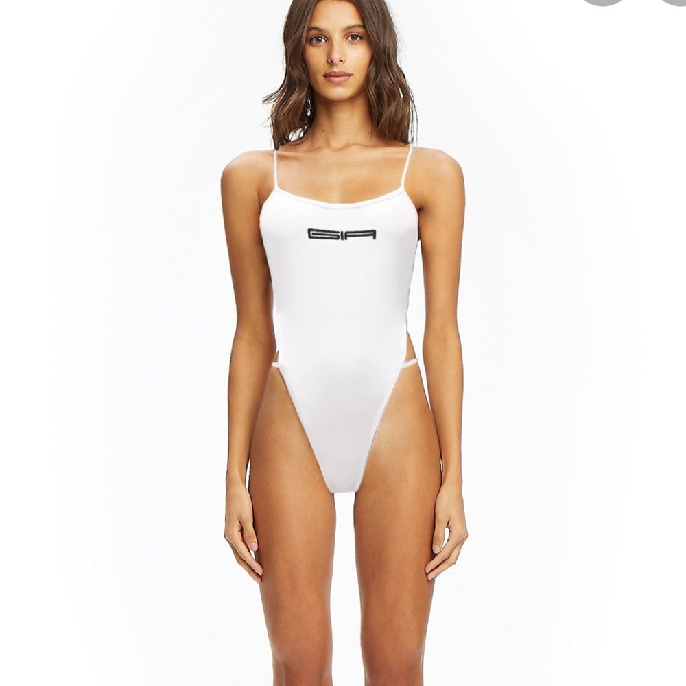 I am Gia bodysuit Virgo stewpot back in white